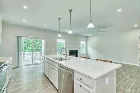 Kitchen - 277 Turtle Run, Macedon, NY 14502 photo 3 of 3