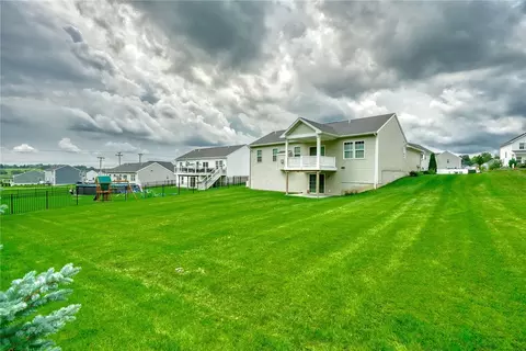 Exterior - 277 Turtle Run, Macedon, NY 14502 photo 10 of 11
