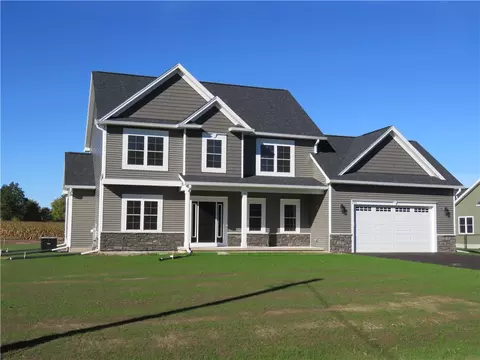 293 Collamer Rd, Parma, NY 14468