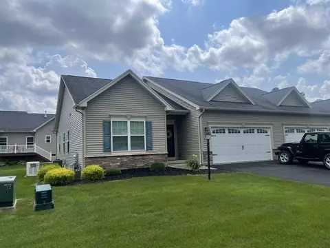 1045 Railway Xing, Webster, NY 14580
