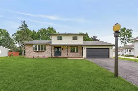 672 Gillett Rd, Ogden, NY 14559