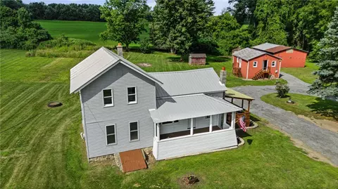 360 Field St, Clifton Springs, NY 14432