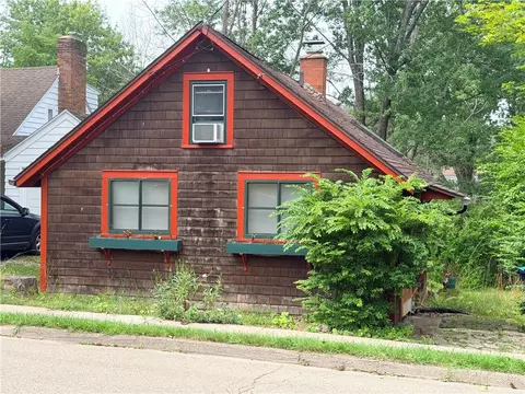 2 Sayles St, Alfred, NY 14802
