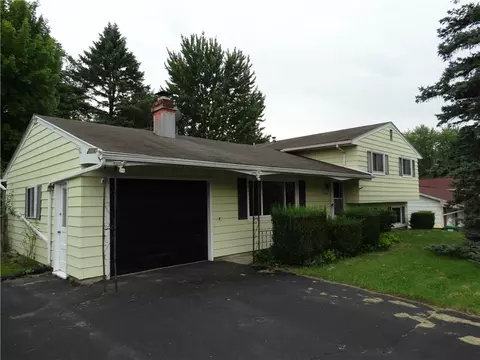 1315 Lehigh Station Rd, Henrietta, NY 14467