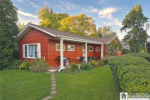 1669 Groveland Ave, Porter, NY 14174