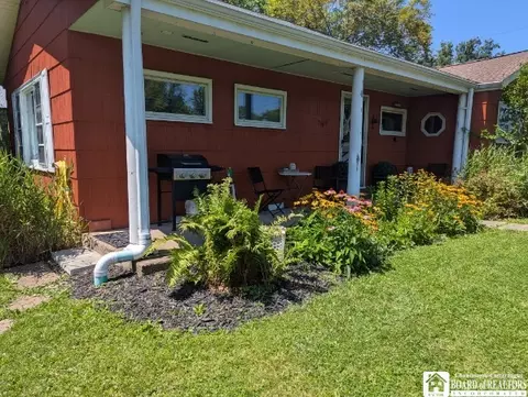 1669 Groveland Ave, Porter, NY 14174