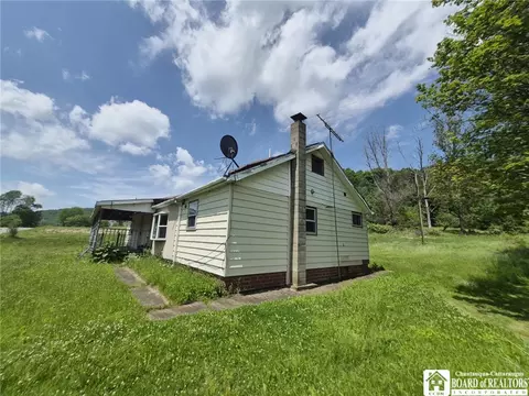 Exterior - 1410 Steam Valley Rd, Olean, NY 14760 photo 6 of 7