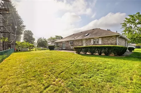 Exterior - 100 Kearney Dr, Irondequoit, NY 14617 photo 4 of 8