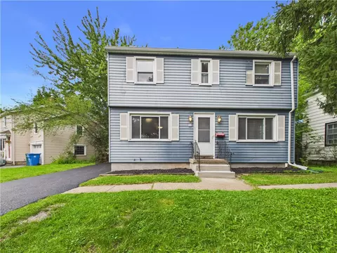 148 Westmoreland Dr, Rochester, NY 14620