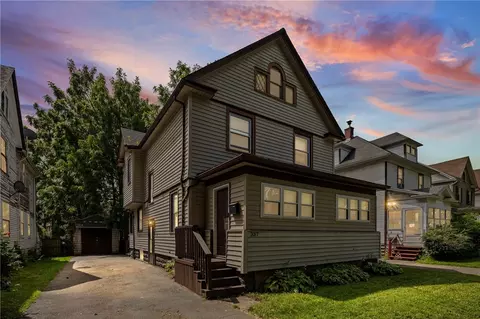 337 Sawyer St, Rochester, NY 14619