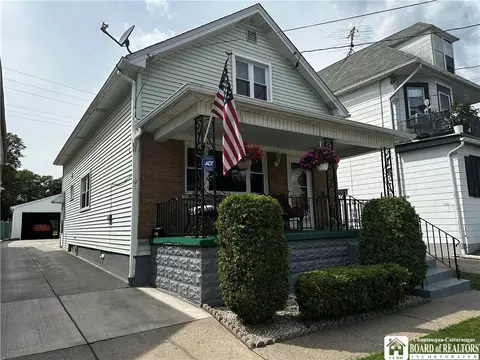 470 N Ogden St #W, Buffalo, NY 14212