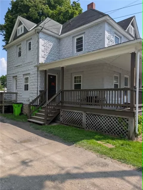 Exterior - 113 Pine St, Bath, NY 14810 photo 2 of 3