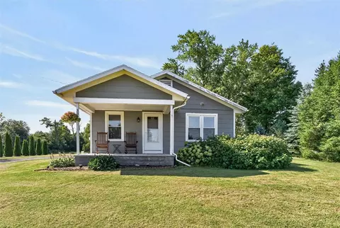 3363 Taylor Rd, Clifton Springs, NY 14432