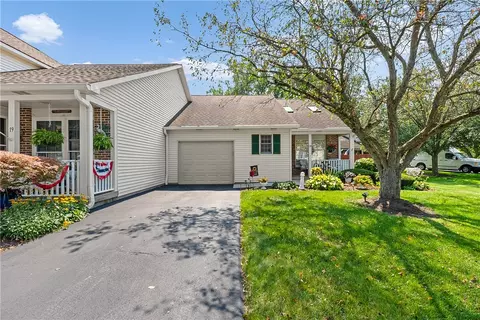 20 Pumpkin Hl, Chili, NY 14624