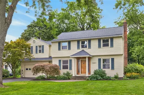 40 Evandale Rd, Rochester, NY 14618