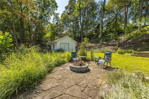 Exterior - 25 Shadowlawn Ct, Irondequoit, NY 14617 photo 13 of 13