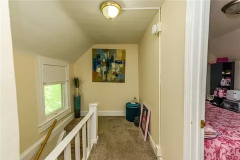 Entry Way - 140 Taft Ave, Irondequoit, NY 14609 photo 1 of 2