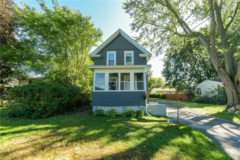 Exterior - 140 Taft Ave, Irondequoit, NY 14609 photo 2 of 8