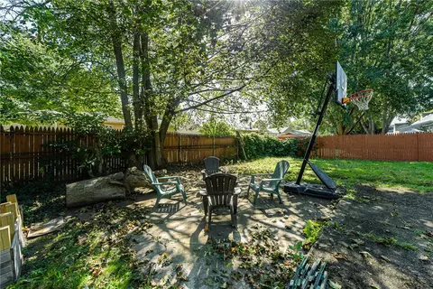 Exterior - 140 Taft Ave, Irondequoit, NY 14609 photo 8 of 8