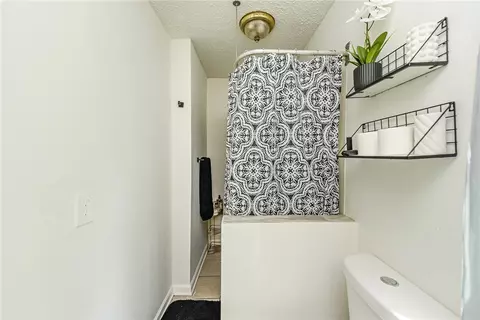 Bath - 140 Taft Ave, Irondequoit, NY 14609 photo 3 of 3
