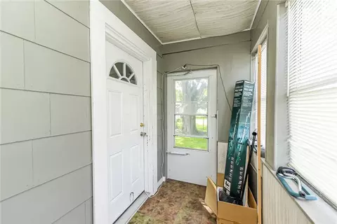 Exterior - 140 Taft Ave, Irondequoit, NY 14609 photo 4 of 9