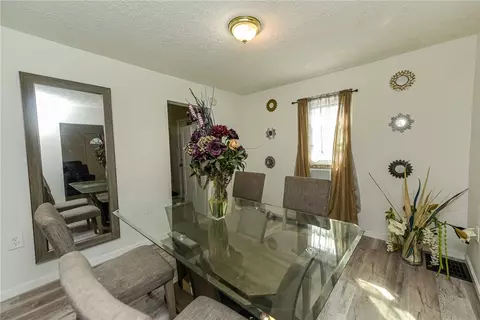 Dining - 140 Taft Ave, Irondequoit, NY 14609 photo 3 of 4