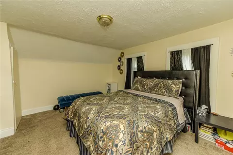 Bedroom - 140 Taft Ave, Irondequoit, NY 14609 photo 1 of 4