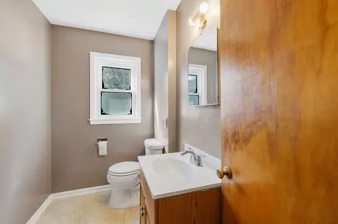 Bath - 87 Traymore Rd, Irondequoit, NY 14609 photo 1 of 2