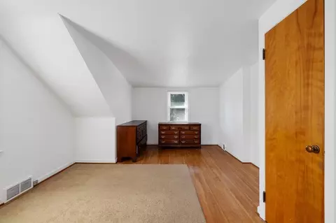 Bedroom - 87 Traymore Rd, Irondequoit, NY 14609 photo 9 of 10