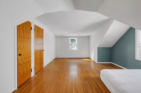 Bedroom - 87 Traymore Rd, Irondequoit, NY 14609 photo 7 of 10