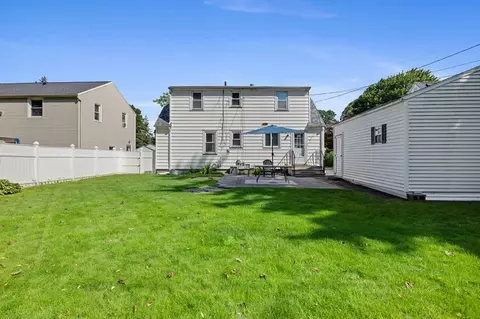 Exterior - 87 Traymore Rd, Irondequoit, NY 14609 photo 5 of 7