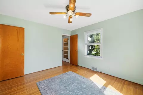 Bedroom - 87 Traymore Rd, Irondequoit, NY 14609 photo 1 of 10