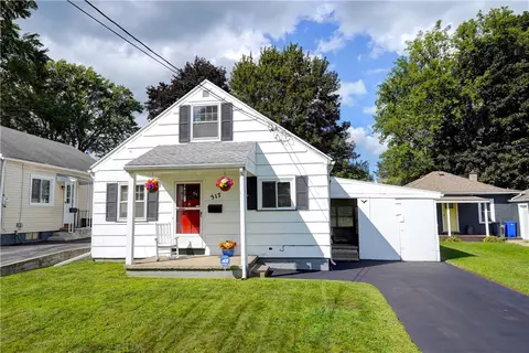 517 W Filbert St, East Rochester, NY 14445