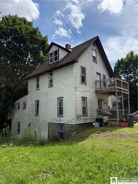 196 Falconer St, Jamestown, NY 14701