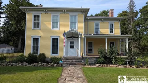 362 E Main St, Springville, NY 14141