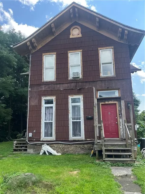 372 Diven Ave, Elmira, NY 14901