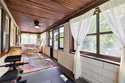 Exterior - 164 Vinton Rd, Irondequoit, NY 14622 photo 4 of 10