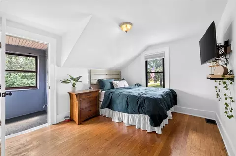 Bedroom - 164 Vinton Rd, Irondequoit, NY 14622 photo 1 of 3