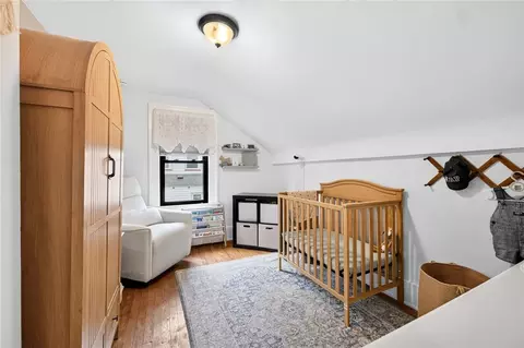 Bedroom - 164 Vinton Rd, Irondequoit, NY 14622 photo 3 of 3