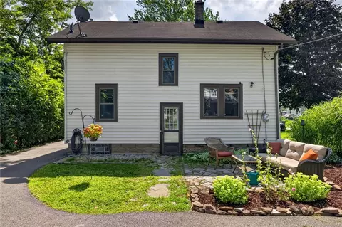 Exterior - 164 Vinton Rd, Irondequoit, NY 14622 photo 10 of 10