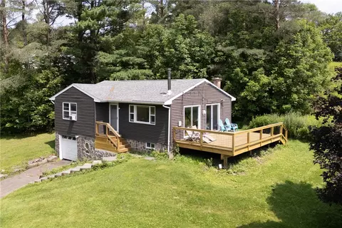 8 Turkey Ridge Rd, Fleischmanns, NY 12430