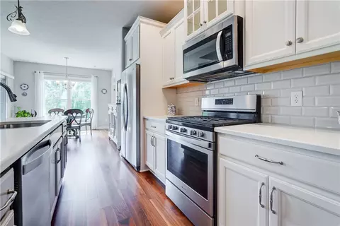 Kitchen - 1009 Pathway Ln, Webster, NY 14580 photo 1 of 5