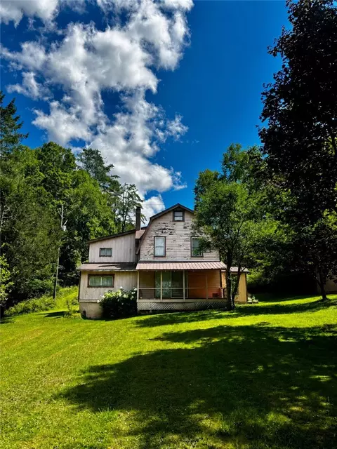 3 Baker Rd, Hardenburgh, NY 12406