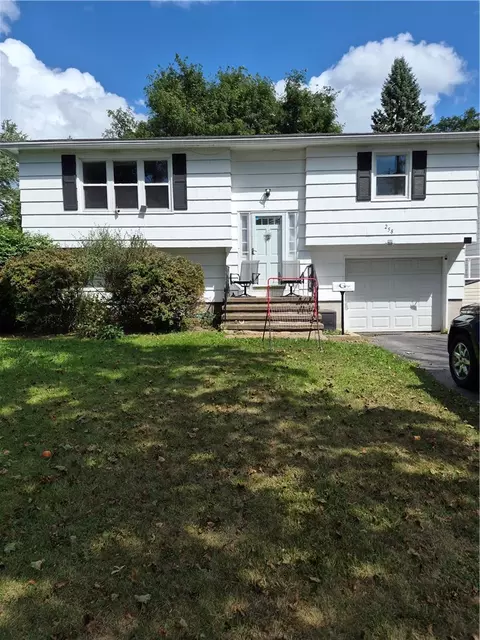 258 Ridgewood Rd, Greece, NY 14626