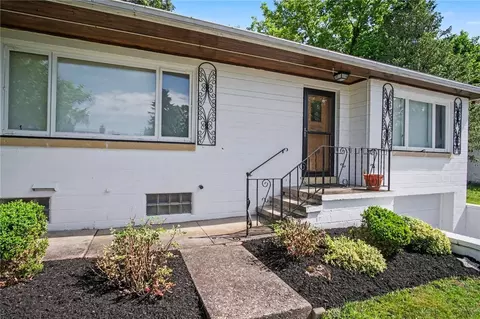 Exterior - 60 Longcroft Rd, Irondequoit, NY 14609 photo 4 of 11