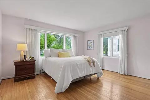 Bedroom - 60 Longcroft Rd, Irondequoit, NY 14609 photo 2 of 6