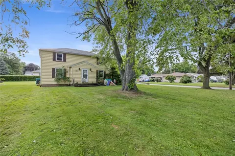 4015 Mt Read Blvd, Greece, NY 14616
