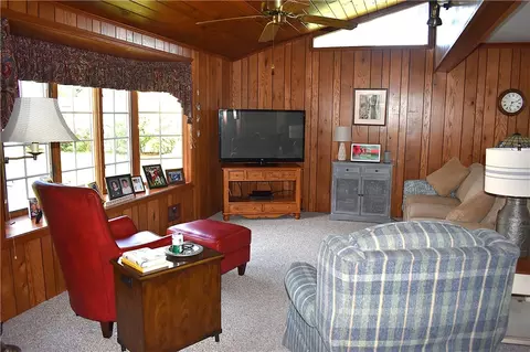 Living - 126 Tottenham Rd, Irondequoit, NY 14609 photo 4 of 10
