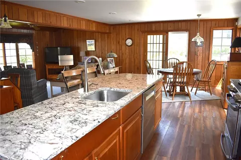 Kitchen - 126 Tottenham Rd, Irondequoit, NY 14609 photo 3 of 8