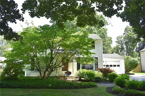 Exterior - 126 Tottenham Rd, Irondequoit, NY 14609 photo 3 of 7